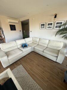 Efekt sprzątania pomieszczenia mieszkalnego